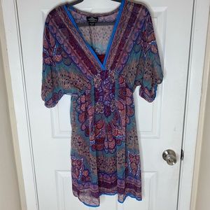 Angie pretty patterned dress size L
